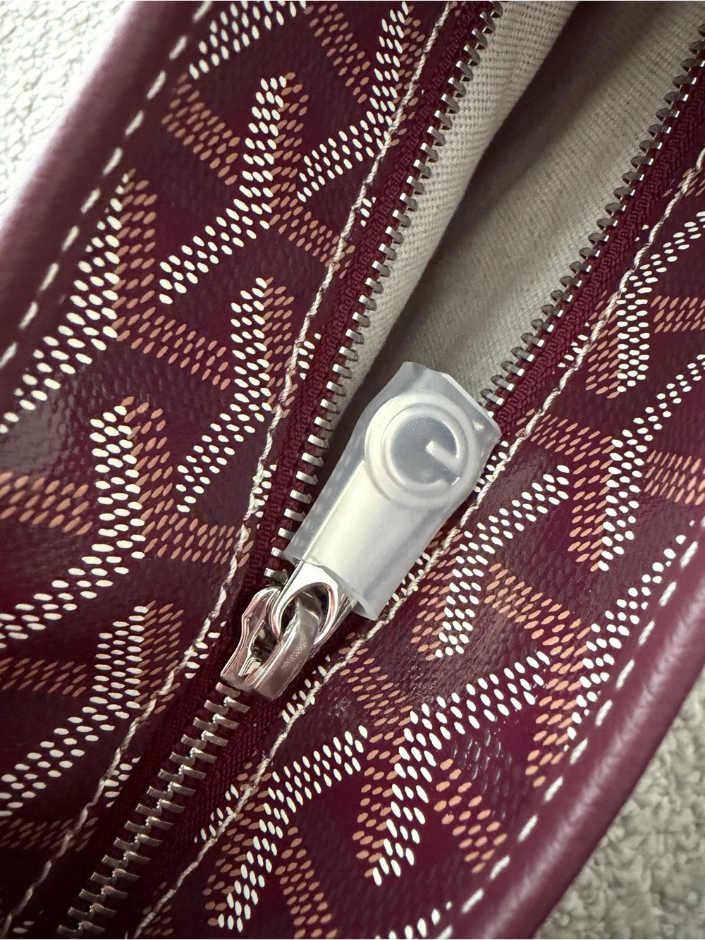 Goyard Mini Boheme Hobo Burgundy Authentic NWT - Picture 14 of 16
